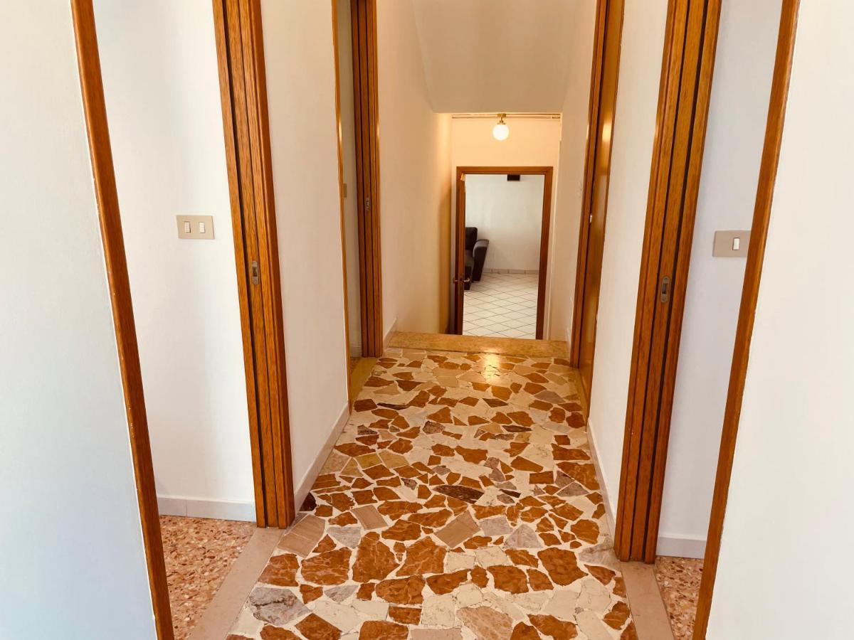 Family Apartment Piazza Milano - Jesolo Exterior foto