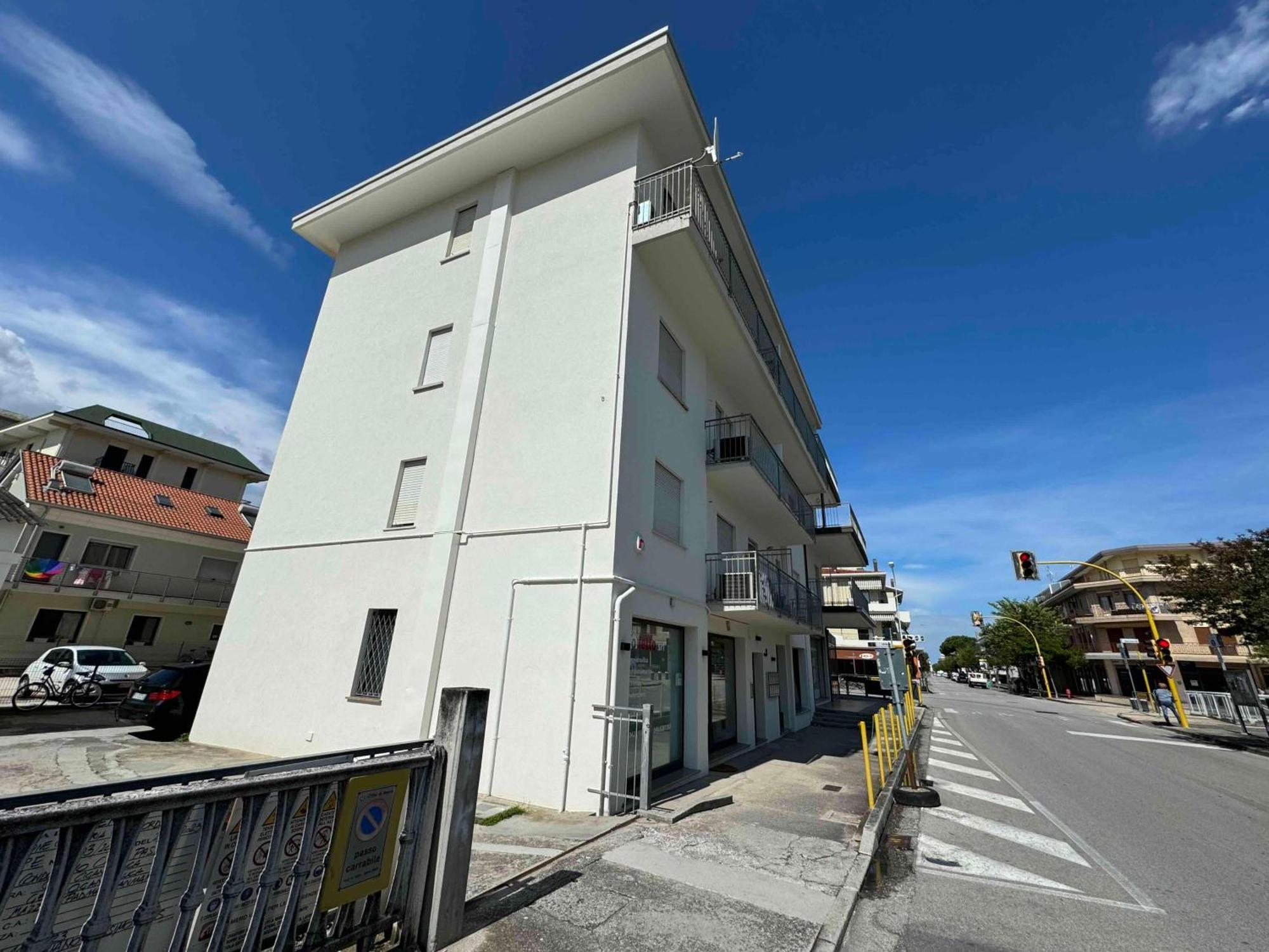 Family Apartment Piazza Milano - Jesolo Exterior foto
